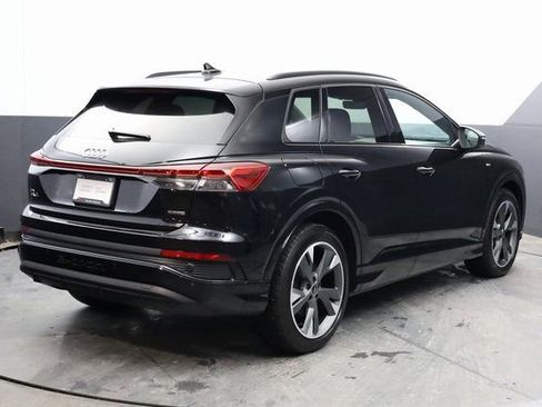 Used 2024 Audi Q4 e-tron Premium Plus w/ Premium Plus image 5