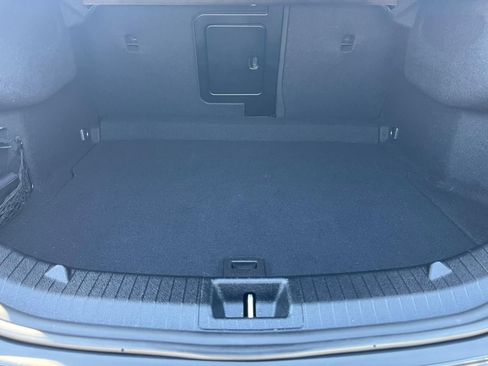 Used 2019 Mercedes-Benz CLA 250 Coupe image 40