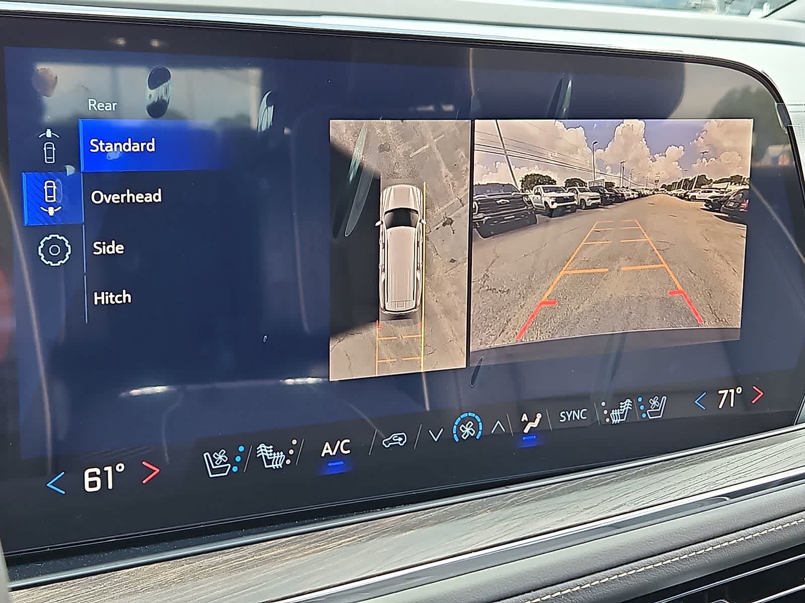 New 2026 Chevrolet Suburban Premier w/ Sun And Tow Package AWD/4WD image 18