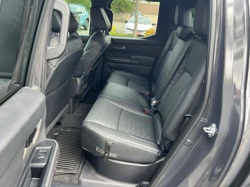 Certified 2024 Toyota Tacoma TRD Off-Road w/ TRD Off Road Premium Package AWD/4WD image 17