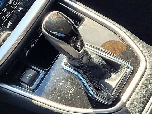 Used 2024 Subaru Outback Premium image 23