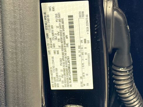 Used 2021 Lincoln Corsair AWD w/ Equipment Group 101A image 25