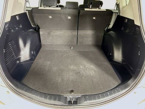 Used 2018 Toyota RAV4 XLE image 24