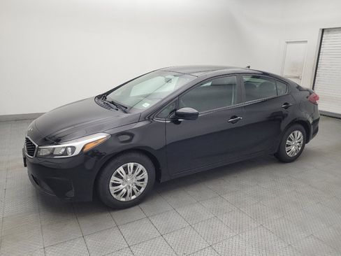 Used 2017 Kia Forte LX FWD image 2