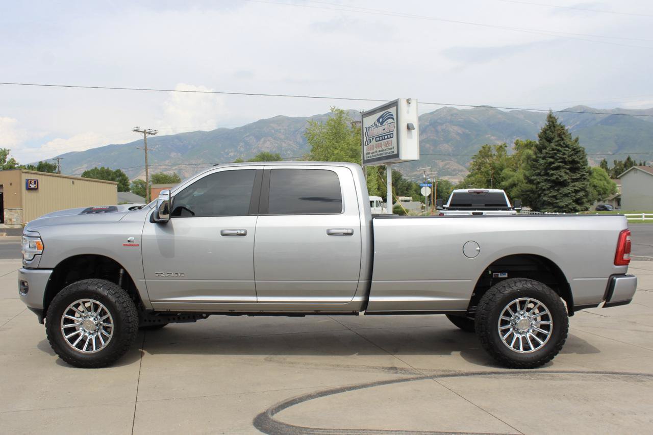 Used 2024 RAM 3500 Laramie w/ Sport Appearance Package AWD/4WD image 13