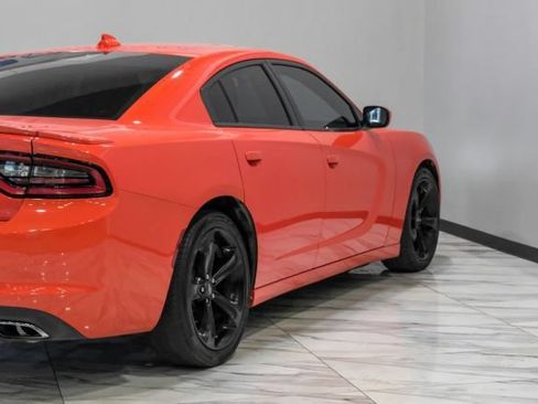 Used 2017 Dodge Charger R/T RWD image 14