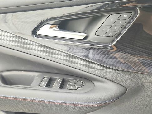 New 2025 Chevrolet Blazer EV RS image 26