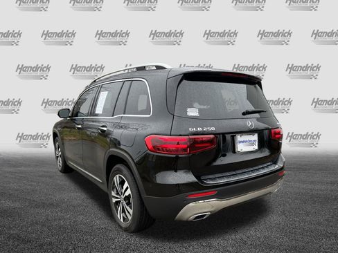 Certified 2025 Mercedes-Benz GLB 250 4MATIC image 7