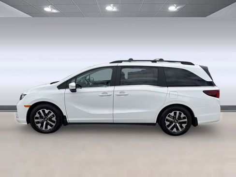 New 2026 Honda Odyssey EX-L image 2