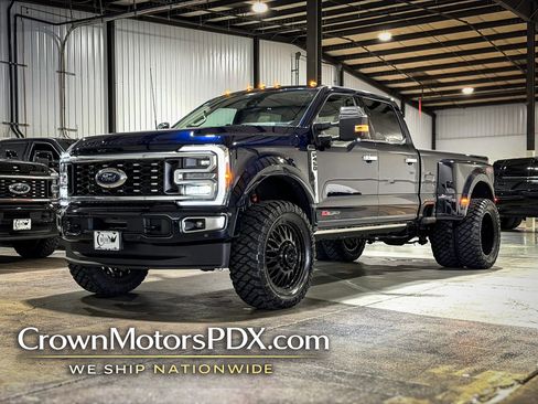 Used 2025 Ford F450 Platinum w/ Platinum Plus Package AWD/4WD image 1