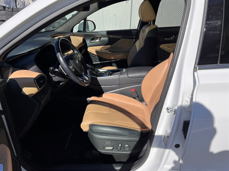 Used 2023 Hyundai Santa Fe Calligraphy AWD/4WD image 15