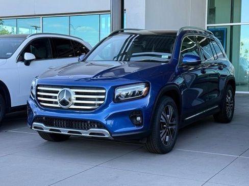 New 2026 Mercedes-Benz GLB 250 4MATIC image 1
