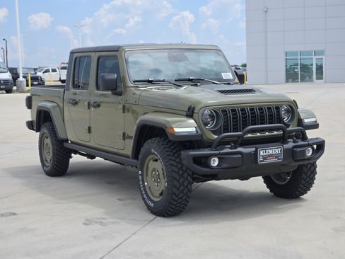 New 2026 Jeep Gladiator Willys AWD/4WD image 3