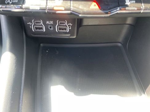 Used 2024 Dodge Durango SXT AWD/4WD image 28