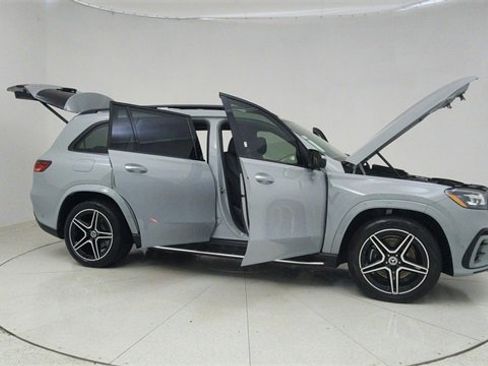 Used 2025 Mercedes-Benz GLS 450 GLS 450 image 78