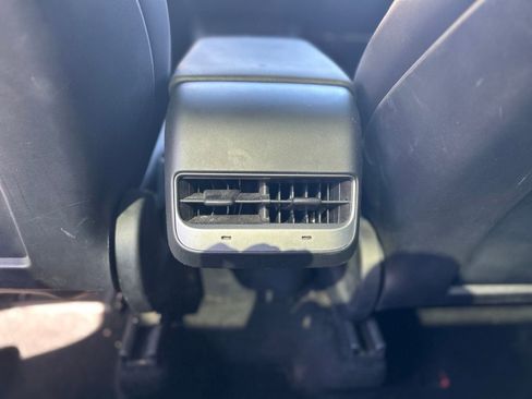 Used 2021 Tesla Model Y Performance AWD/4WD image 13