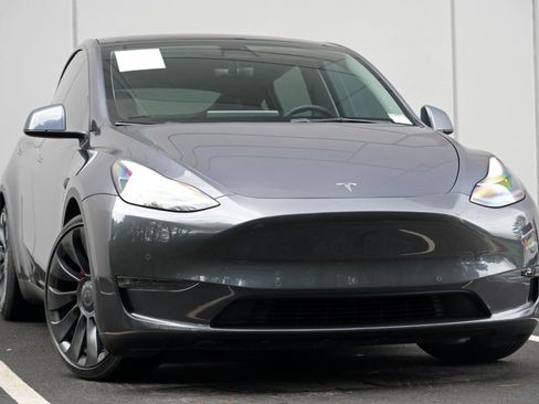 Used 2022 Tesla Model Y Performance AWD/4WD image 4