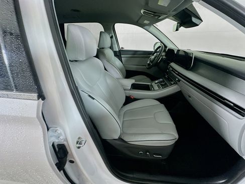 Used 2025 Hyundai Palisade SEL image 32