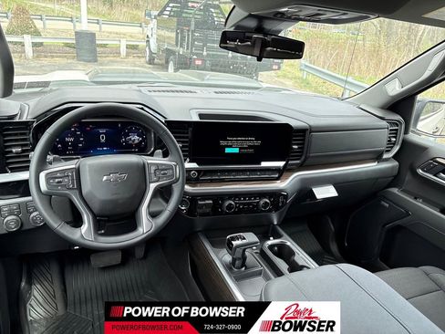 New 2026 Chevrolet Silverado 1500 LT Trail Boss w/ Convenience Package II AWD/4WD image 6