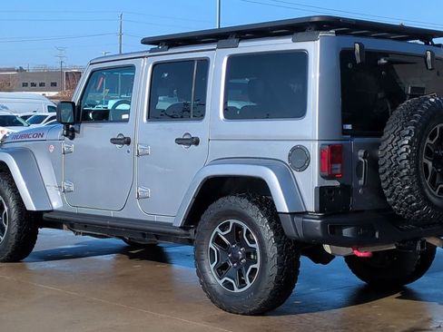Used 2016 Jeep Wrangler Unlimited Rubicon image 3