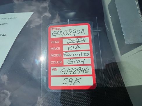 Certified 2023 Kia Sorento SX FWD image 8
