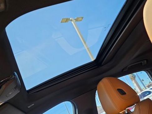 Used 2023 BMW i4 eDrive35 w/ Premium Package image 15