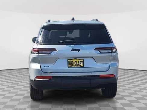 New 2025 Jeep Grand Cherokee L Altitude AWD/4WD image 4