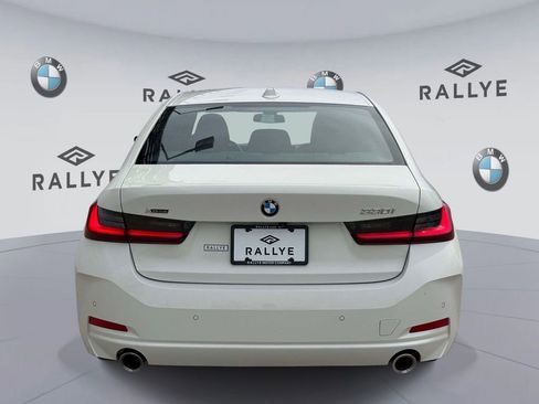 Used 2025 BMW 330i xDrive Sedan w/ M Sport Package AWD/4WD image 5