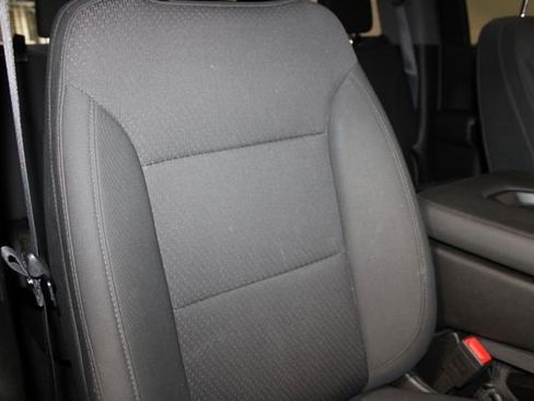Used 2020 Chevrolet Silverado 1500 Custom w/ Custom Value Package AWD/4WD image 21