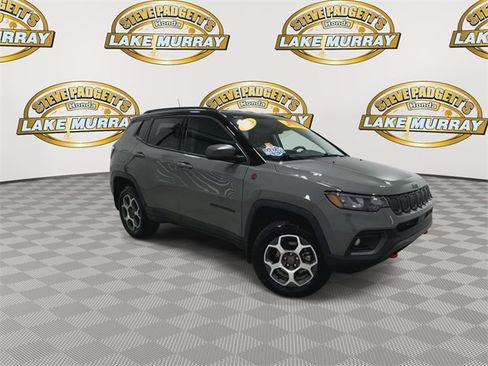 Used 2022 Jeep Compass Trailhawk w/ Trailhawk Convenience Group image 5