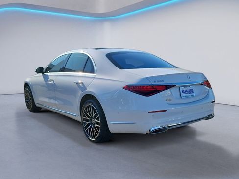 New 2025 Mercedes-Benz S 580 4MATIC Sedan image 4