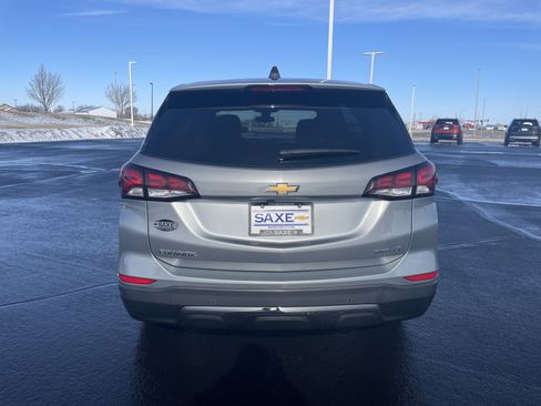 Used 2023 Chevrolet Equinox LT image 4