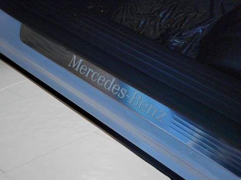 Certified 2025 Mercedes-Benz GLA 250 image 32