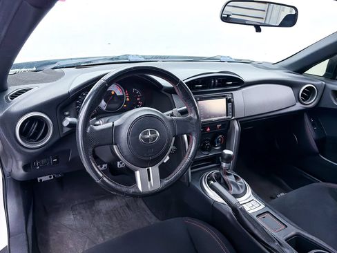 Used 2015 Scion FR-S RWD image 13