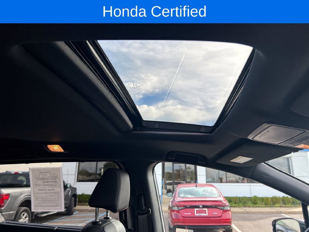 Certified 2024 Honda Odyssey Sport image 10