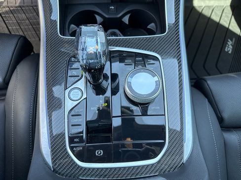 Used 2022 BMW X5 M50i w/ Executive Package image 53