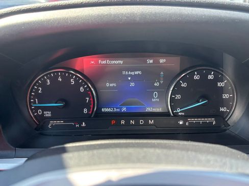 Used 2021 Ford Explorer XLT w/ Equipment Group 202A image 16