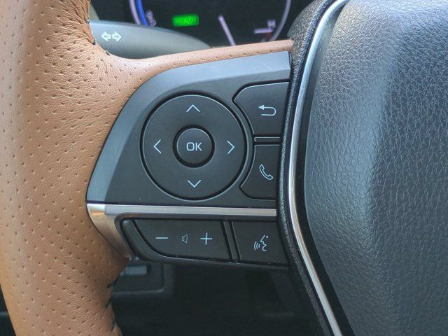 Used 2019 Toyota Avalon Limited FWD image 25
