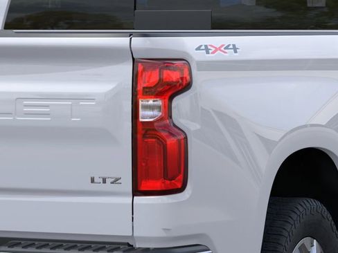 New 2026 Chevrolet Silverado 1500 LTZ w/ Technology Package AWD/4WD image 11