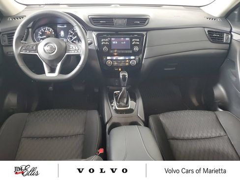 Used 2017 Nissan Rogue SV FWD image 15
