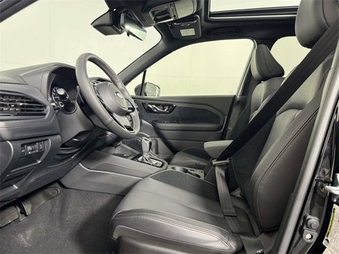 Used 2025 Subaru Forester Touring image 4