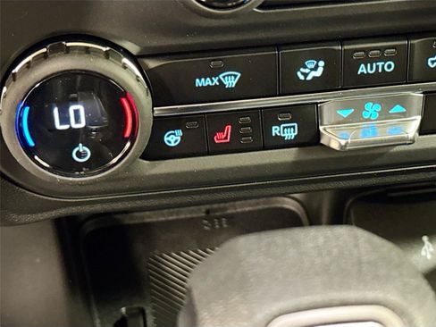 New 2026 Ford Bronco Badlands AWD/4WD image 19