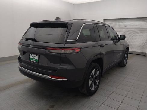 Used 2022 Jeep Grand Cherokee Limited 4xe image 9