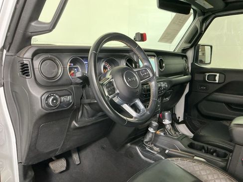 Used 2021 Jeep Wrangler Unlimited Sahara image 21