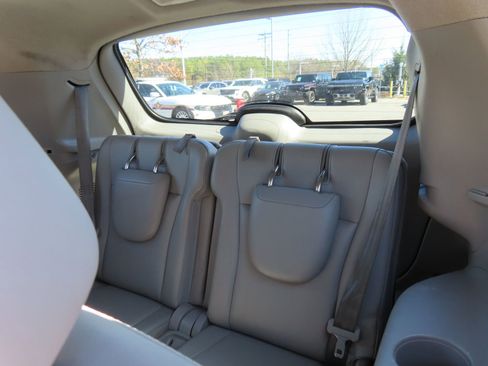 Used 2013 Toyota Highlander SE image 31
