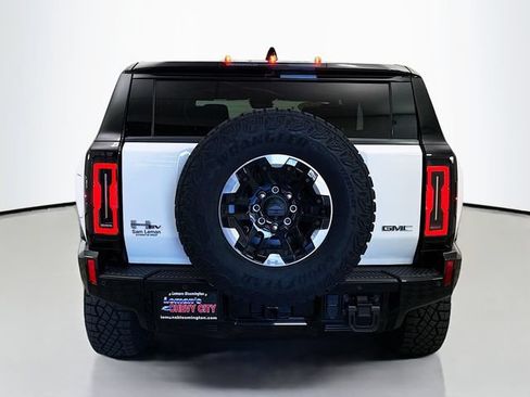 Used 2024 GMC Hummer EV 2X w/ Extreme Off-Road Package AWD/4WD image 6