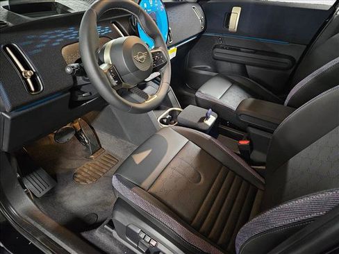 Used 2025 MINI Cooper Countryman S image 9
