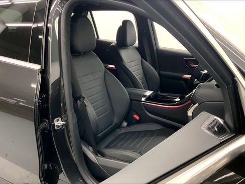 New 2026 Mercedes-Benz GLC 300 image 3