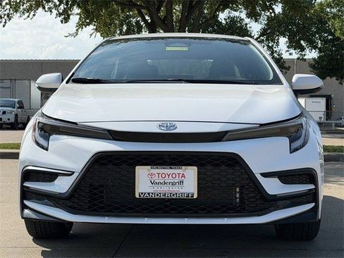 New 2026 Toyota Corolla SE FWD image 8