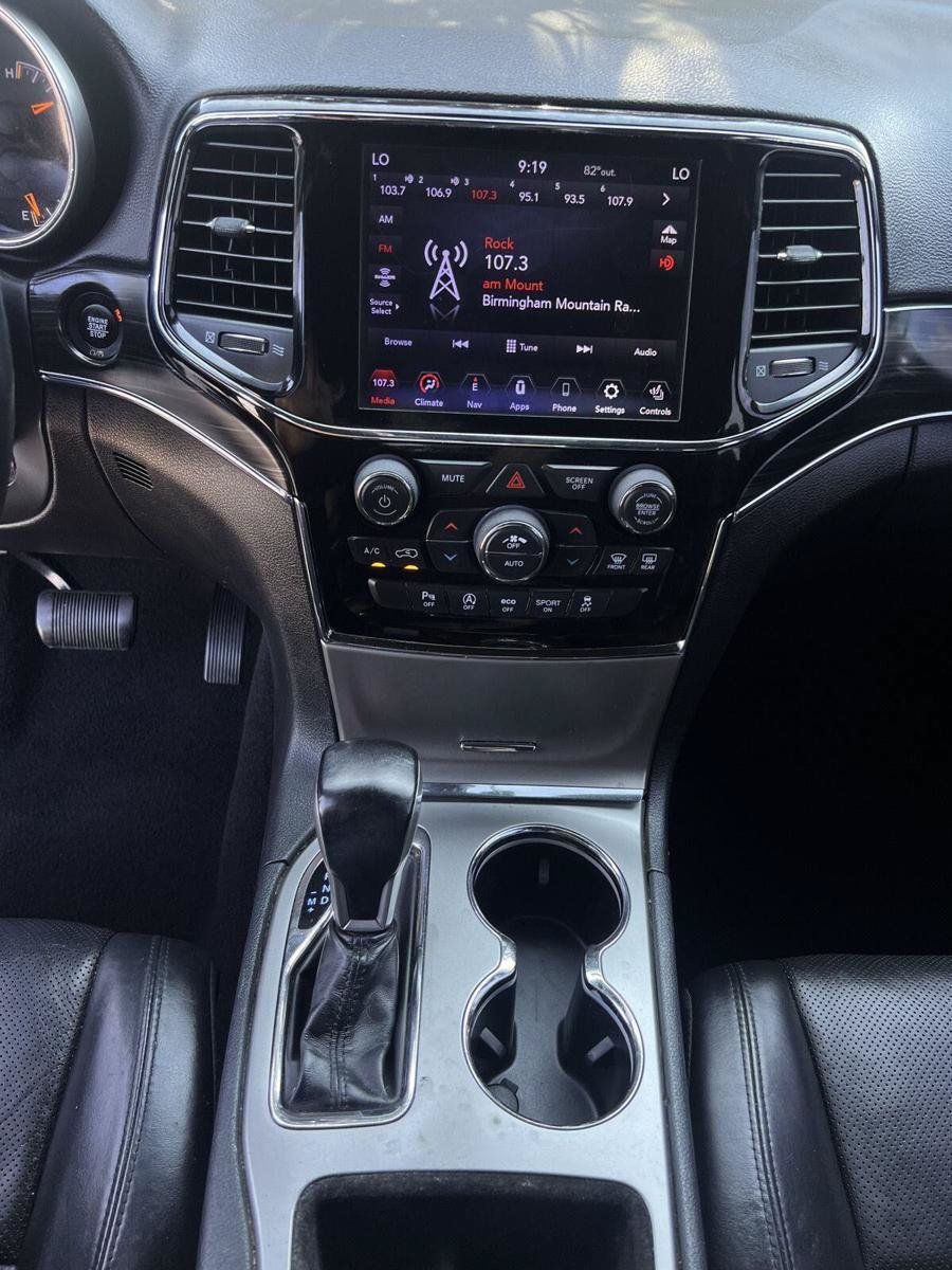 Used 2020 Jeep Grand Cherokee Limited w/ Luxury Group II RWD image 7